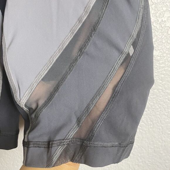 Lululemon Color Me Ombre Bike Short Black Gray 9" YogA 4 Athletic Gym Biker - Picture 11 of 12